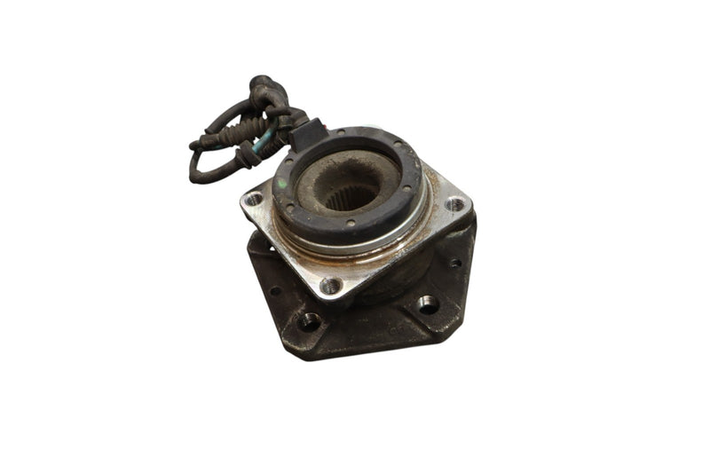 Load image into Gallery viewer, 03-19 Maserati Quattroporte M139 Front Left Side Wheel Hub Bearing Oem
