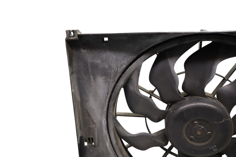 Load image into Gallery viewer, 11-16 Hyundai Equus Engine Radiator Cooling Fan Motor Assembly Oem
