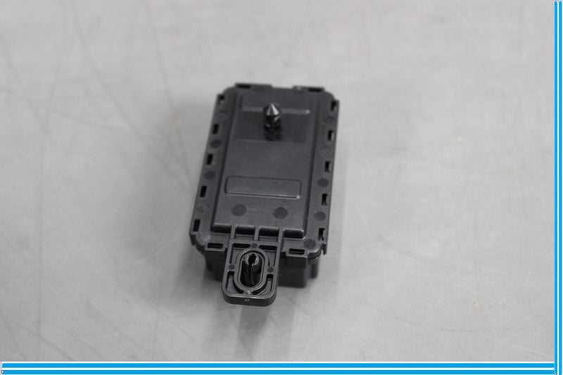 Load image into Gallery viewer, 12-18 BMW 320i 328i F30 Keyless Entry Radio Audio Remote Control Module Oem
