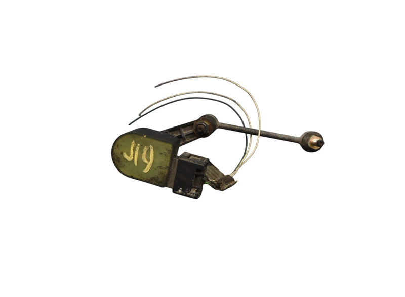 Load image into Gallery viewer, 03-08 Maserati Quattroporte M139 Right Side Suspension Height Level Sensor Oem
