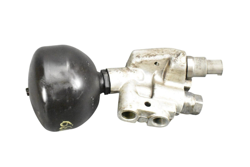 Load image into Gallery viewer, 00-06 Mercedes CL500 S55 Pressure Relief Valve ABC Hydraulic Suspension Oem
