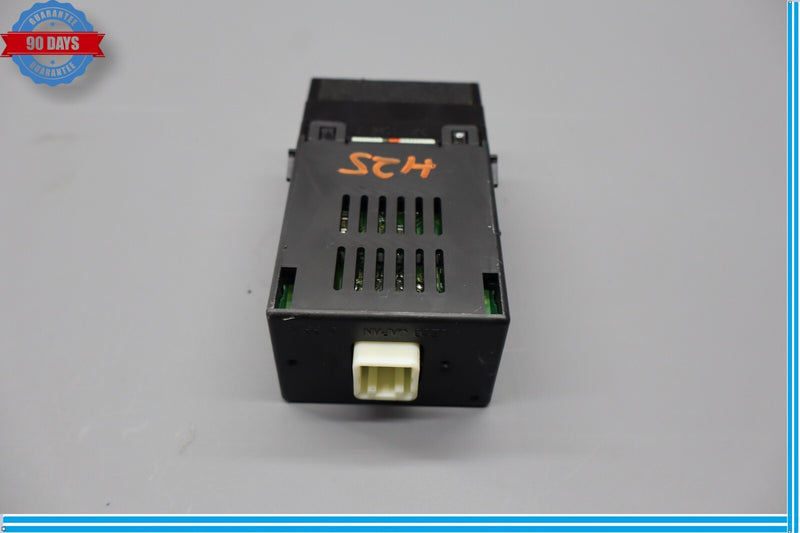 Load image into Gallery viewer, 07-09 Lexus XF40 LS460 Dashboard Dash Digital Clock Assembly 83910-50050 Oem
