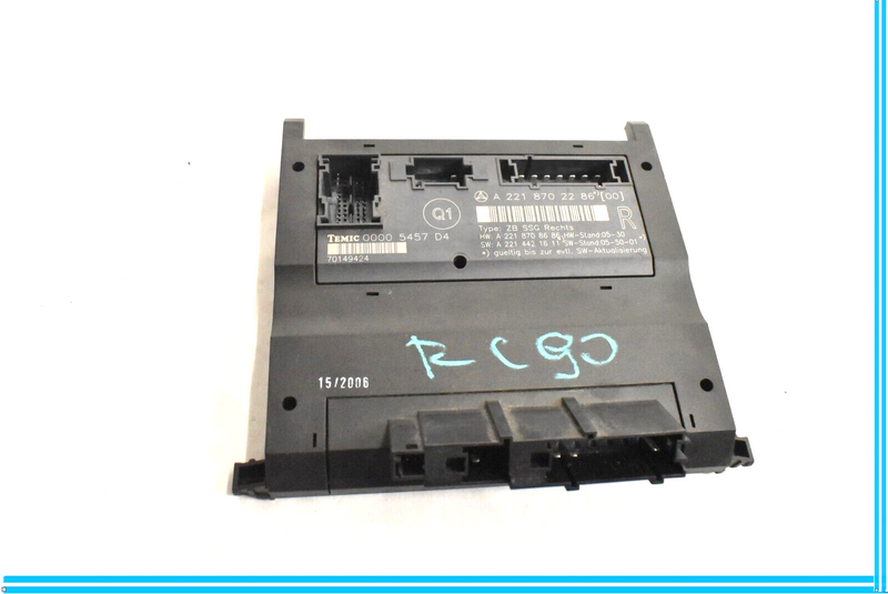 Load image into Gallery viewer, 07-13 Mercedes W221 S550 S400 Front Right Side Under Seat Control Module OEM
