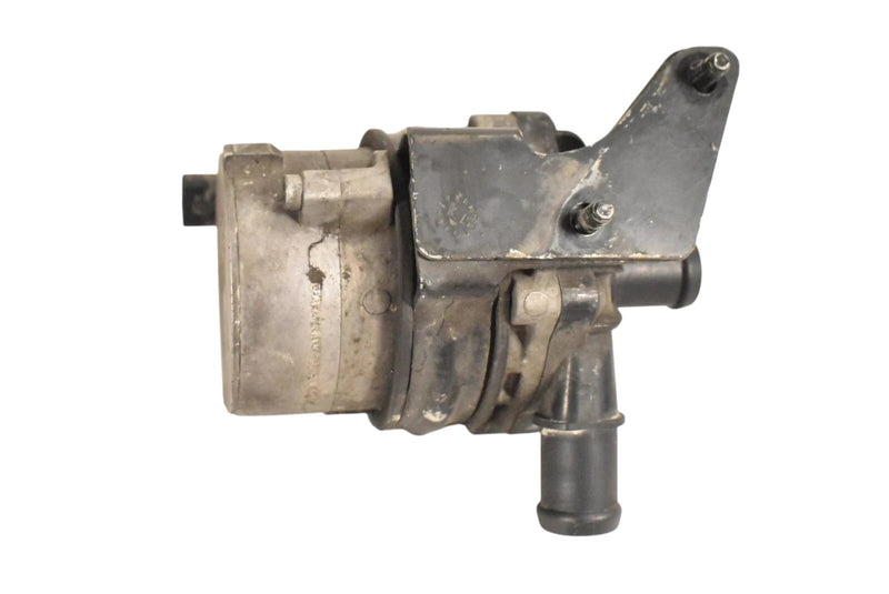Load image into Gallery viewer, 13-17 Audi RS7 S7 Auxiliary Electric Water Coolant Pump 8K0965567A OEM
