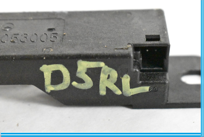 Load image into Gallery viewer, 15-20 Mercedes C300 W205 Keyless Entry Antenna Receiver Module 2059053005 Oem
