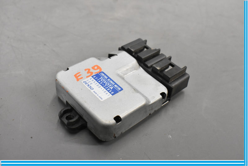 Load image into Gallery viewer, 02-10 Lexus SC430 A/C HVAC Heater Resistor Blower Motor Control Module Oem
