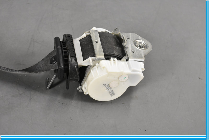 Load image into Gallery viewer, 09-15 Jaguar XF A2139 Rear Right Passenger Side Seat Belt Retractor Oem
