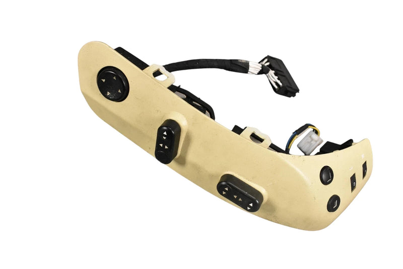 Load image into Gallery viewer, 03-13 Maserati Quattroporte M139 Front Right Side Seat Control Memory Switch OEM
