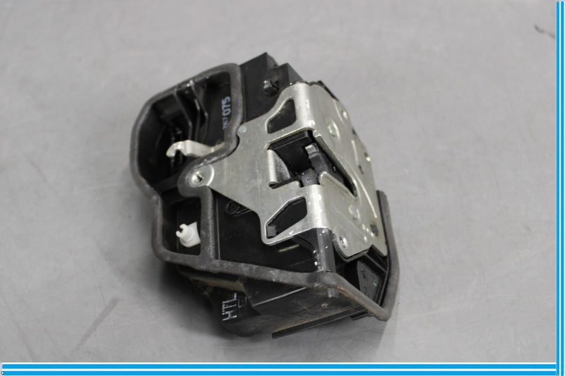 Load image into Gallery viewer, 07-13 BMW X5 E70 Rear Left Driver Side Door Lock Latch Actuator Oem
