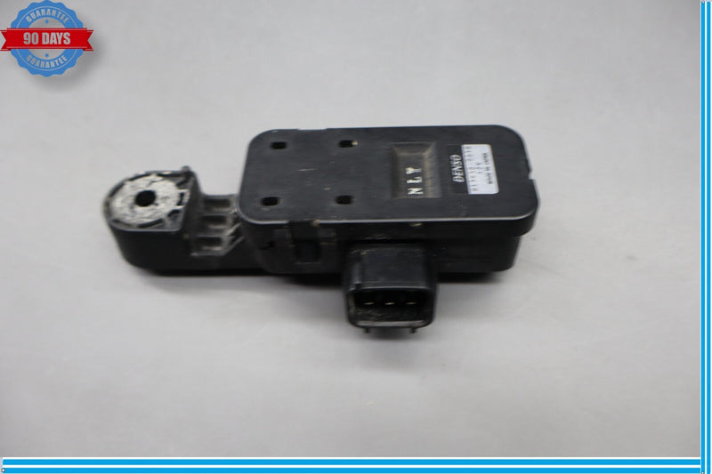 Load image into Gallery viewer, 10-18 Jaguar XJ XJL Smog Emission Control Sensor Unit 013650-0010 Oem
