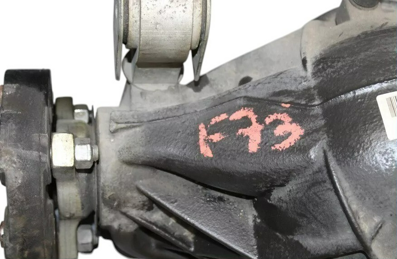 Load image into Gallery viewer, 10-16 Mercedes W204 C250 SL400 E350 Rear Axle Differential Carrier Assembly Oem
