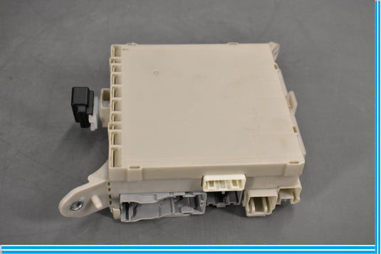 07-09 Lexus LS460 Front Right Passenger Side Lower Fuse Box Junction Block Oem