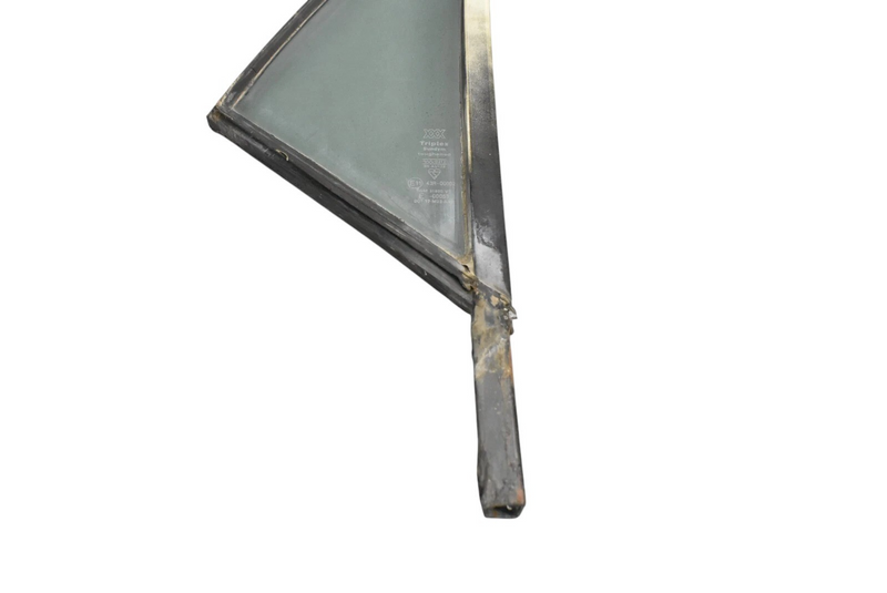 Load image into Gallery viewer, 84-91 Jaguar XJS Front Right Side Door Quarter Window Vent Glass BD440931 Oem
