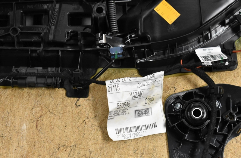 Load image into Gallery viewer, 14-19 Maserati Ghibli Front Right Side Door Panel Trim Cover 105804409 Oem
