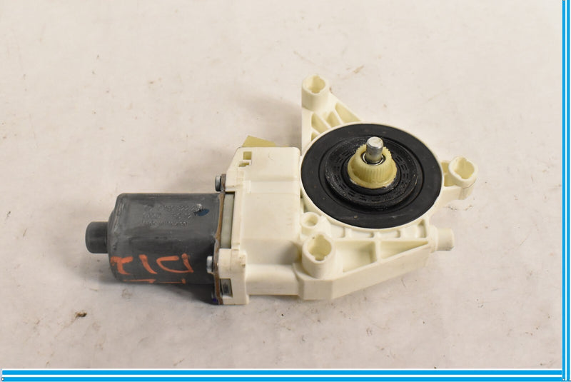 Load image into Gallery viewer, 06-12 Mercedes W164 ML350 R350 Front Left Side Door Window Regulator Motor OEM
