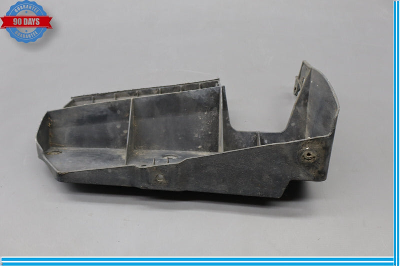 Load image into Gallery viewer, 07-09 Lexus LS460 XF40 Rear Right Lower Bumper Retainer Bracket 52565-50050 Oem
