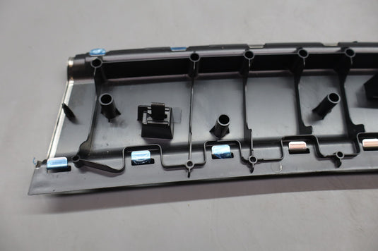11-18 Porsche Cayenne 958 Rear Trunk Scuff Plate Sill Trim Panel 7P5863909 Oem