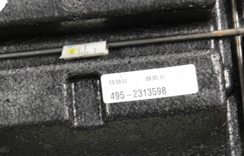 Load image into Gallery viewer, 11-18 Audi A8 Quattro Front Left Driver Side Vented Seat Top Upper Cushion Oem
