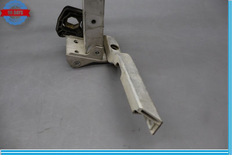 Load image into Gallery viewer, 09-15 BMW 750i 740i Front Bumper Right Radiator Support Bar Bracket Oem
