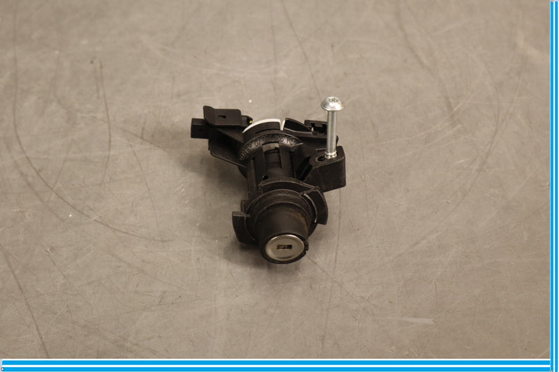 Load image into Gallery viewer, 08-20 Mercedes E350 E550 C300 C250 W207 Rear Trunk Lid Latch Lock Cylinder Oem
