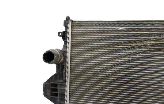11-17 Volkswagen Touareg Engine Water Cooling Radiator Assembly 95810613210 Oem