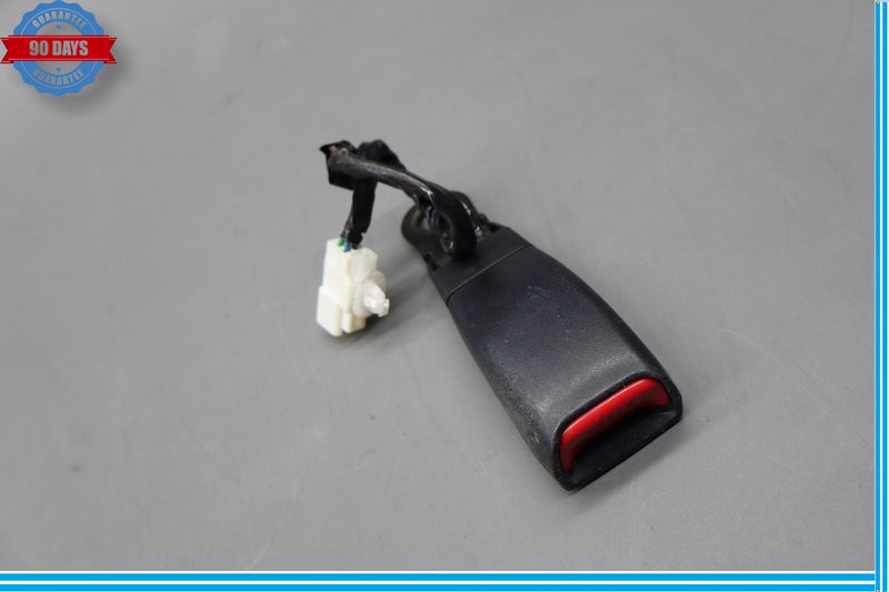 Load image into Gallery viewer, 02-10 Lexus LS430 XF30 Front Left Driver Side Seat Belt Buckle Receiver Oem
