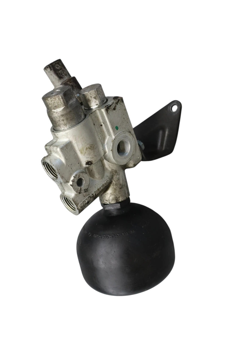Load image into Gallery viewer, 00-06 Mercedes S600 CL500 Pressure Relief Valve ABC Hydraulic Suspension Oem
