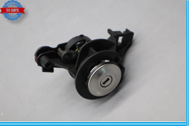 Load image into Gallery viewer, 07-15 Jaguar XK XKR Rear Trunk Boot Lock Latch Cover Housing C2P8900 Oem

