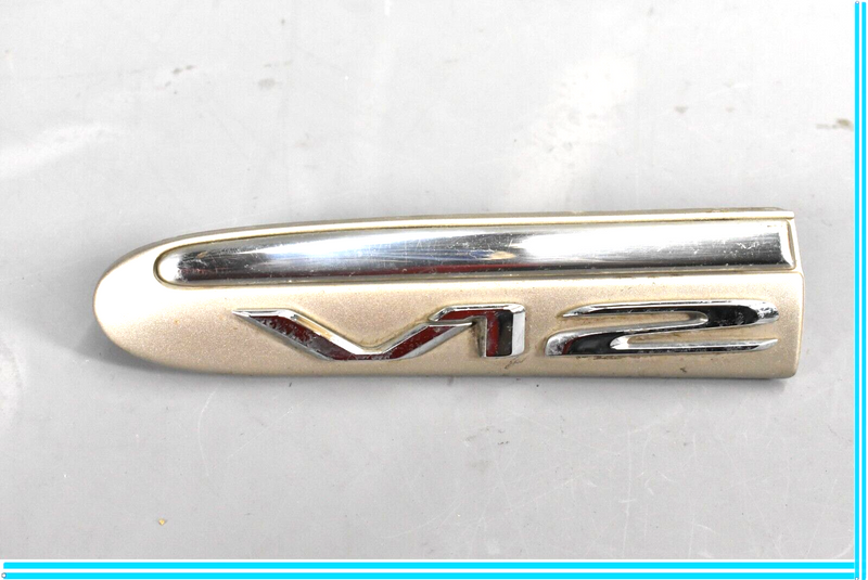 Load image into Gallery viewer, 00-06 Mercedes S500 S600 W220 Front Left Driver Fender Molding 2206900162 Oem
