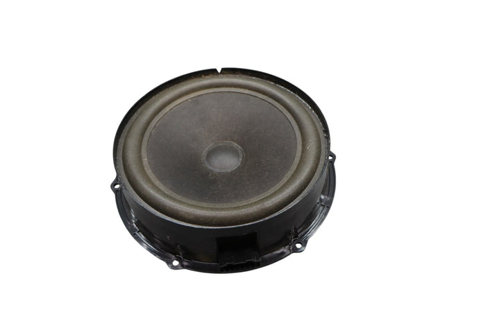 11-16 Volkswagen VW Touareg Rear Right Side Door Audio Sound Speaker Oem