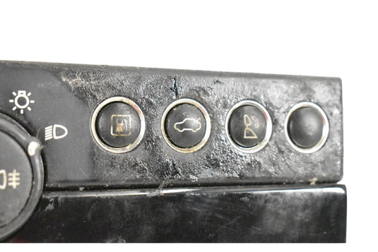 04-08 Maserati Quattroporte Trunk Headlight Fuel Door Control Switch 94079092