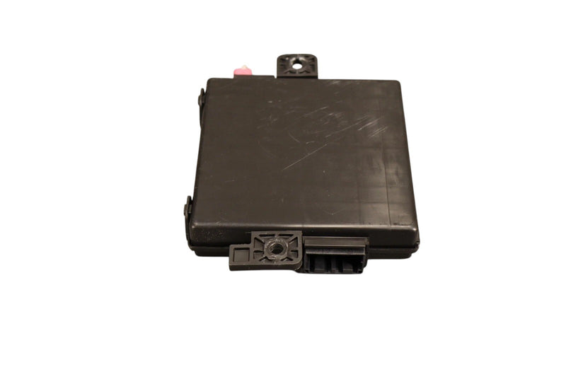 Load image into Gallery viewer, 14-17 Maserati Ghibli Rear Roof Keyless Entry Start Control Module ECM Plugs Oem
