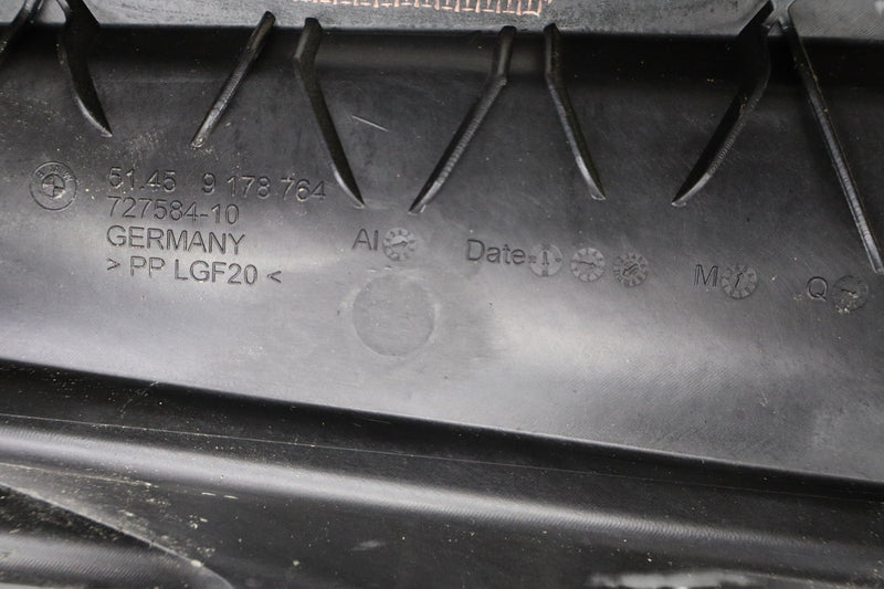 Load image into Gallery viewer, 10-17 BMW 535i GT xDrive Front Dash Panel Dashboard Instrument Panel Oem
