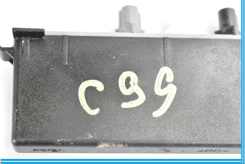 Load image into Gallery viewer, 11-18 Porsche Cayenne Rear Right Radio Antenna Amplifier Module 7P5035225L Oem
