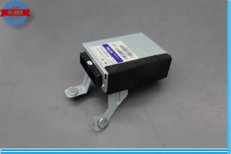 Load image into Gallery viewer, 11-13 Hyundai Equus Dash Instrument Panel USB Interface Control Module Unit Oem
