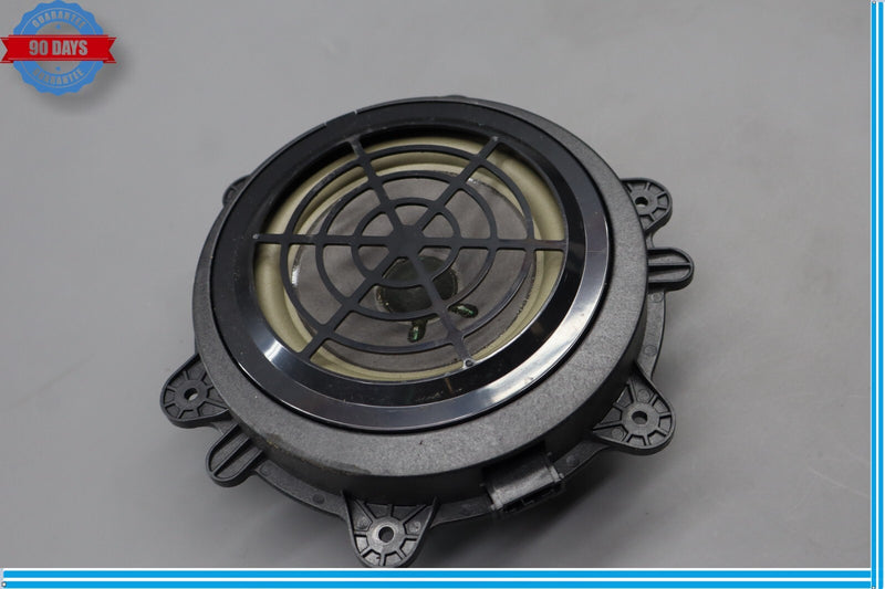 Load image into Gallery viewer, 10-24 Porsche Cayenne 958 Rear Left Or Right Side Door Speaker Black Oem

