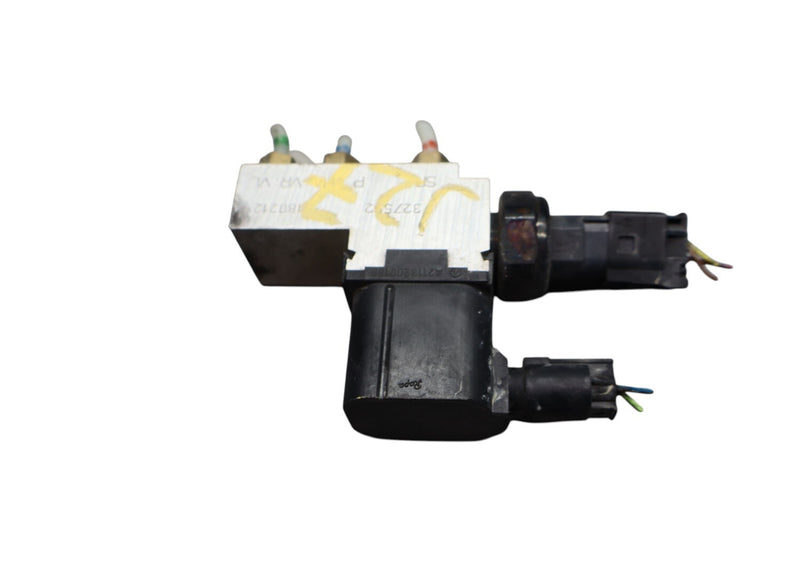 Load image into Gallery viewer, 03-11 Mercedes W219 CLS500 E350 Air Airmatic Suspension Valve Block Oem

