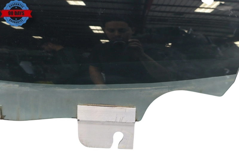 Load image into Gallery viewer, 14-22 Maserati Ghibli SQ4 M157 Rear Left Side Door Window Glass 670038121 Oem
