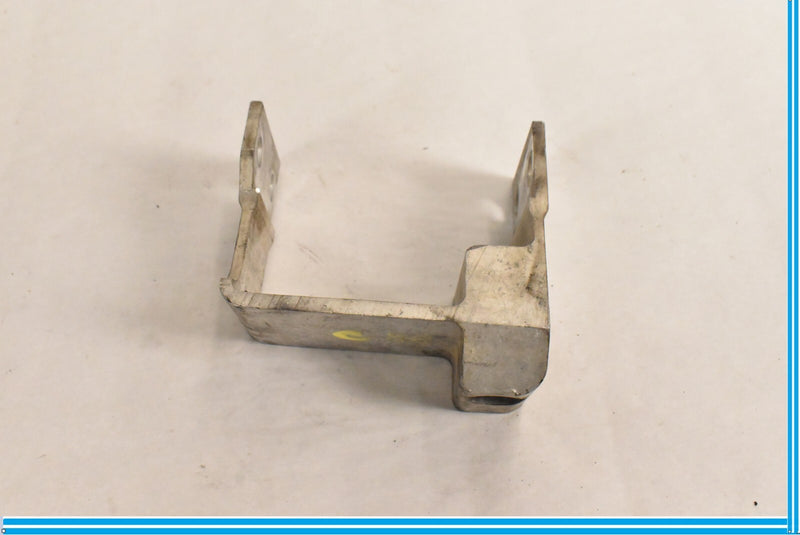 Load image into Gallery viewer, 03-08 Mercedes R230 SL55 SL500 Bracket OEM
