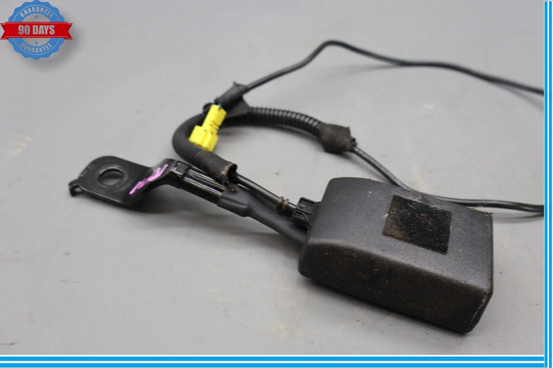 Load image into Gallery viewer, 12-19 Mercedes X166 GL450 GL550 Front Right Side Seat Belt Buckle Black Oem

