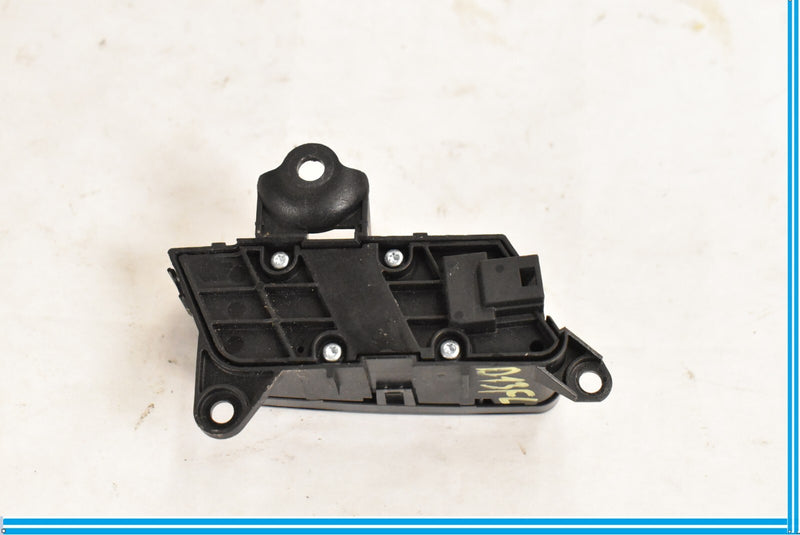 Load image into Gallery viewer, MERCEDES S550 W221 FRONT LEFT DRIVER SIDE DOOR LOCK SWITCH OEM 2007 - 2013 
