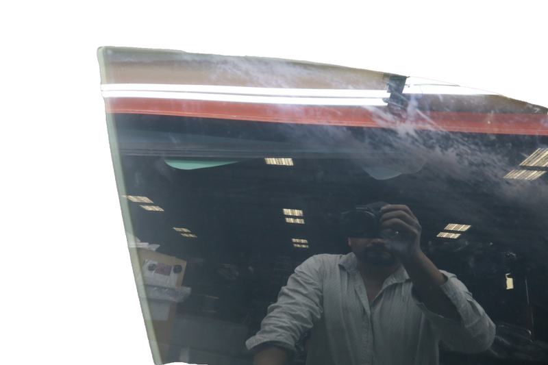Load image into Gallery viewer, 09-12 Audi A4 A4 Quattro Front Right Passenger Side Door Window Auto Glass Oem
