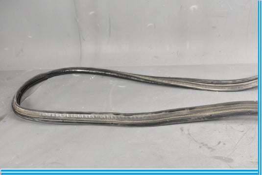 14-21 Maserati Quattroporte Rear Right Passenger Door Body Weatherstrip Seal Oem
