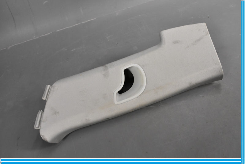 Load image into Gallery viewer, 11-17 Volkswagen VW Touareg Rear Left Side C Pillar Quarter Cover Trim Panel Oem
