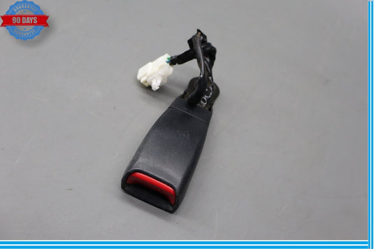02-10 Lexus LS430 XF30 Front Left Driver Side Seat Belt Buckle Receiver Oem