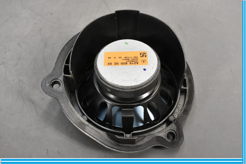 Load image into Gallery viewer, 06-11 Mercedes CLS550 CLS500 W219 Front Right Passenger Side Door Speaker Oem
