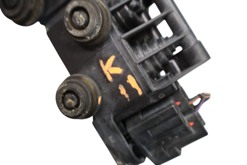Load image into Gallery viewer, 05-16 Land Rover Range Rover Sport Air Suspension Valve Block Airmatic Oem
