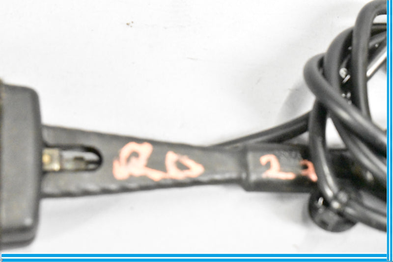 Load image into Gallery viewer, 03-11 Mercedes CLS550 CLS55 AMG E550 W219 Front Right Seat Belt Buckle Oem
