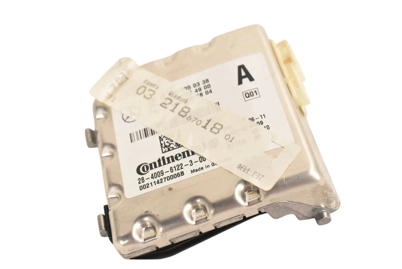 Load image into Gallery viewer, 10-15 Mercedes CLS550 CLS400 Active Lane Assist Front Camera A0009054900 OEM
