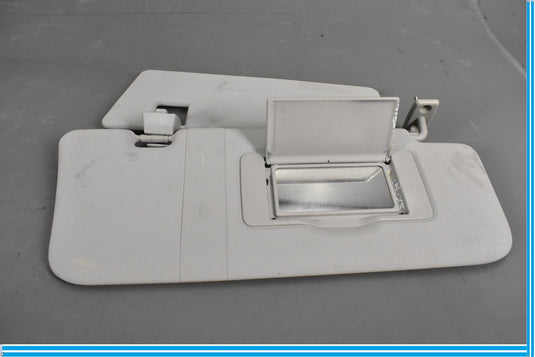 11-18 Volkswagen VW Touareg Right Passenger Side Sunvior Sun Visor W/Mirror Oem